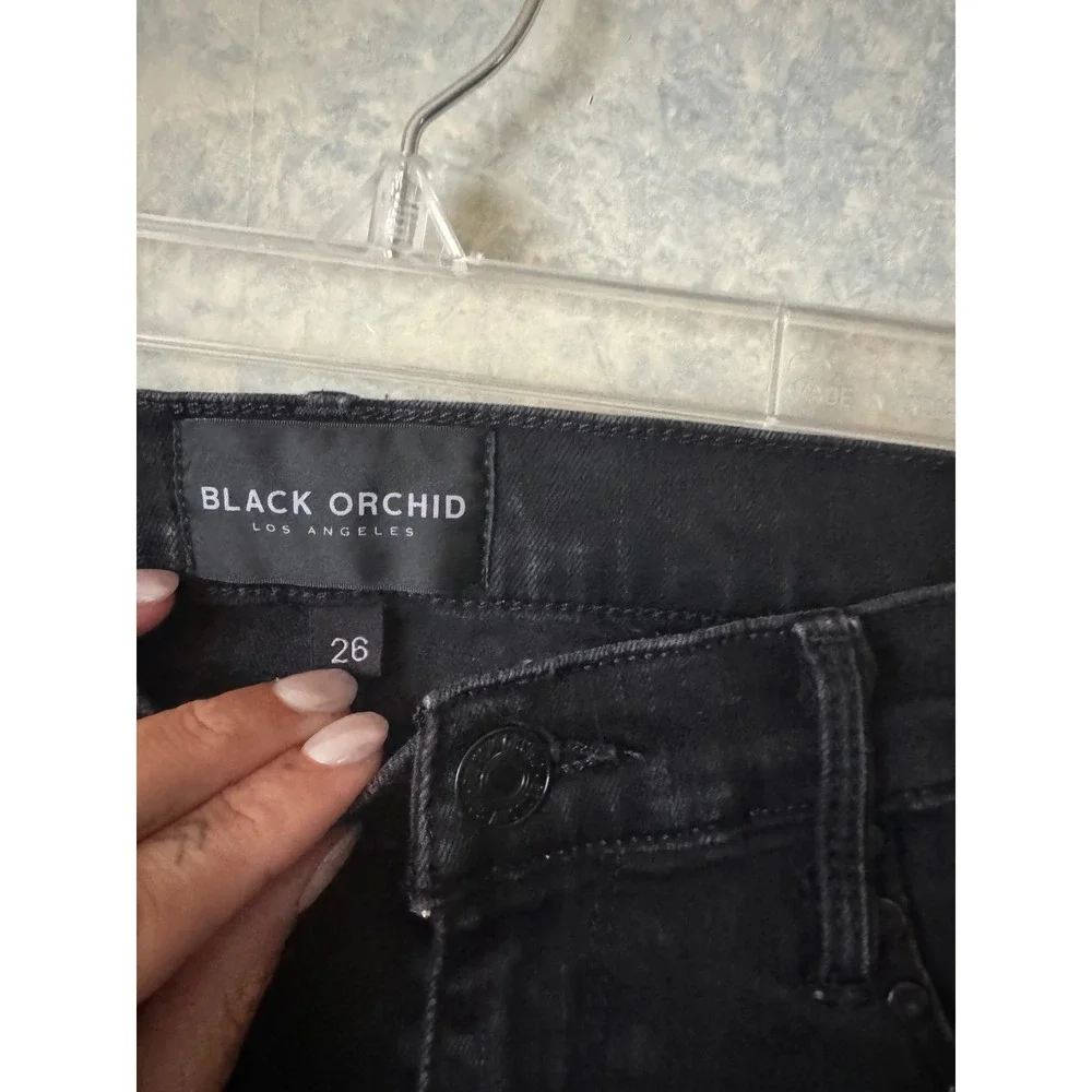 Black Orchid Women's Black Studded Distressed High Rise Skinny Jeans 26 - Picture 2 of 5